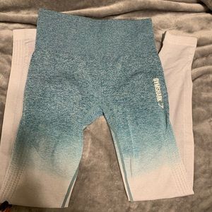 EUC gymshark ombré teal leggings